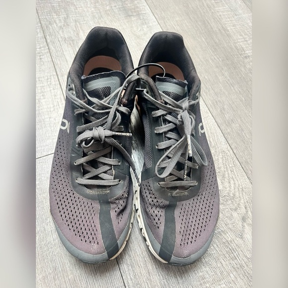 On Cloudflow Shoes in Pink Skirt $190 Size 8 - Picture 5 of 7